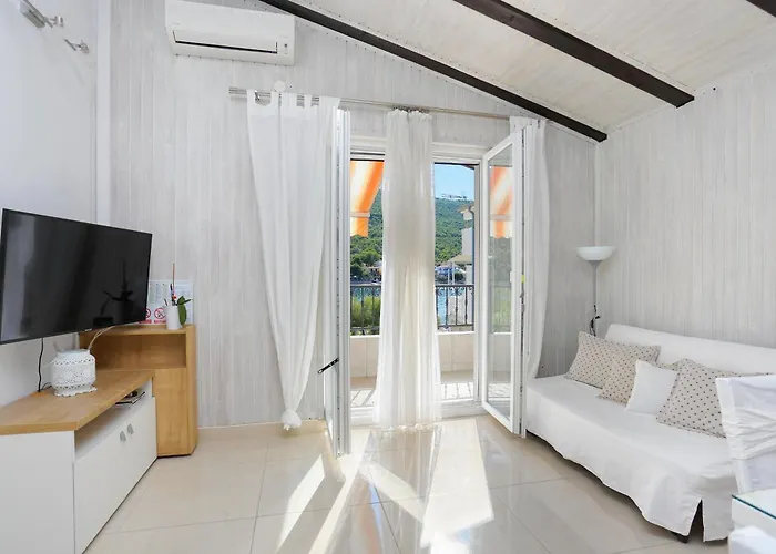 Apartment By The Sea Grebastica, - 10366 *