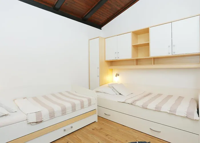 By The Sea Grebastica, Sibenik - 10366 *